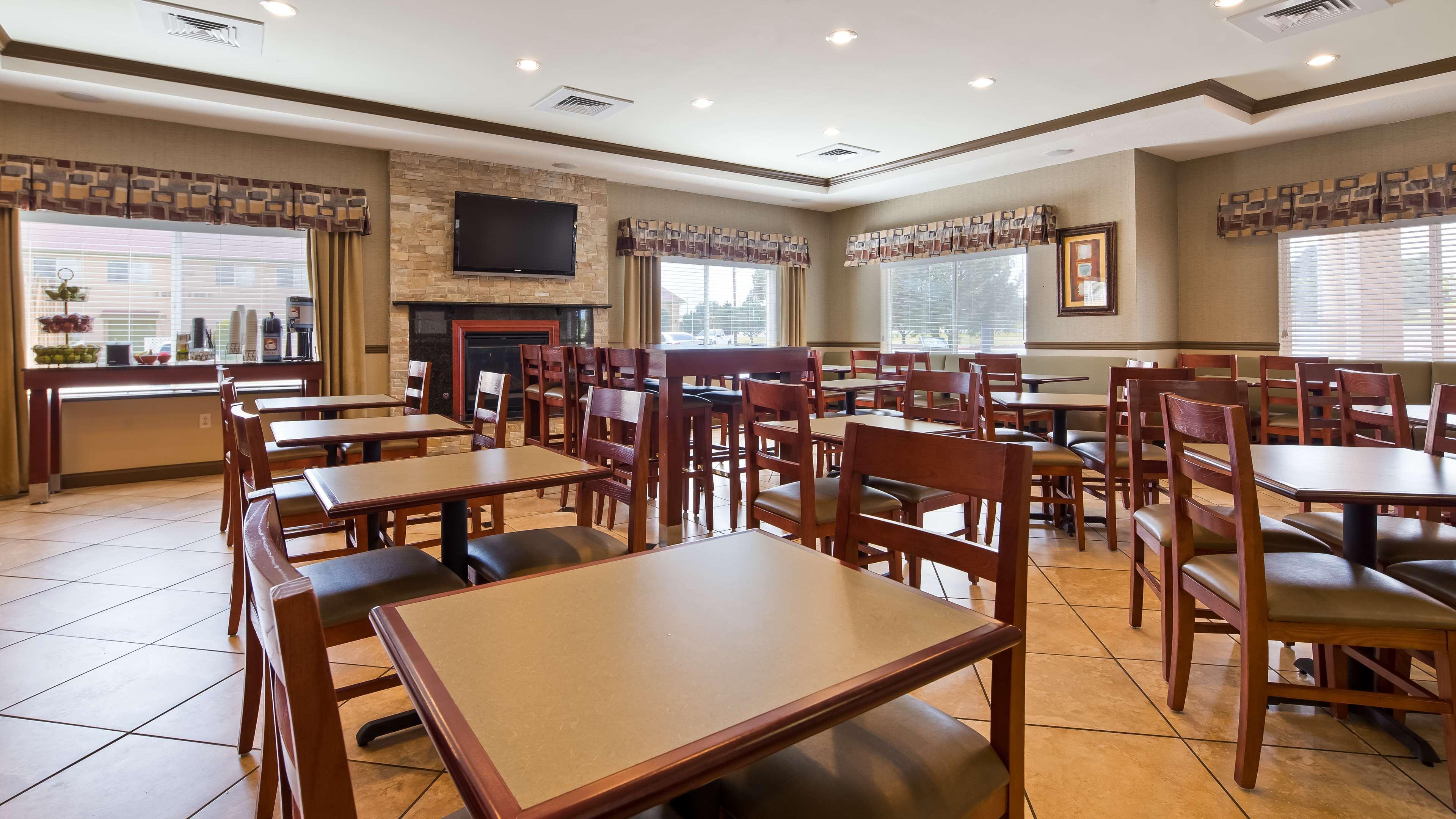 Best Western Plus Montezuma Inn&Suites Las Vegas Exterior foto
